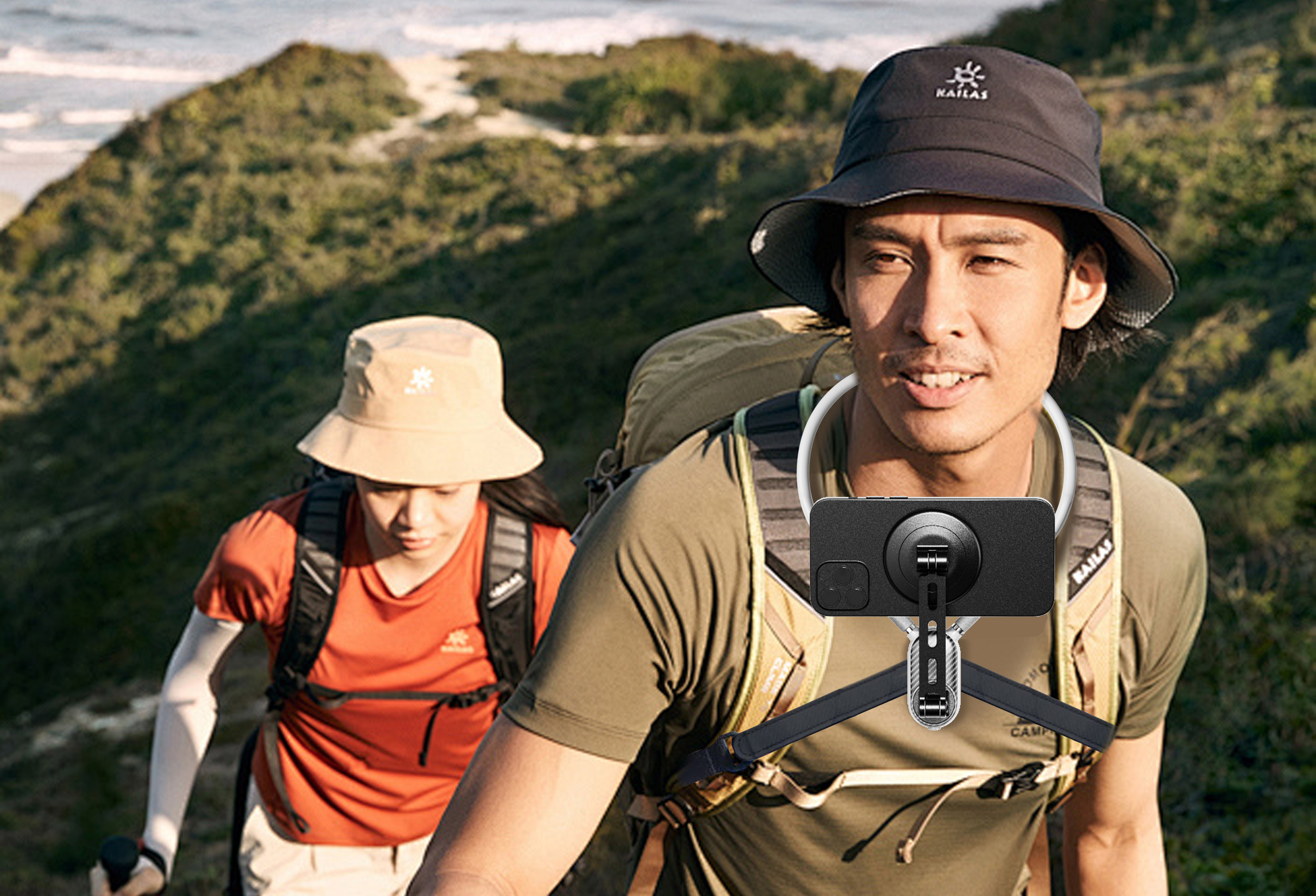 GOJI New mobile phone holder, neck hanging shooting holder